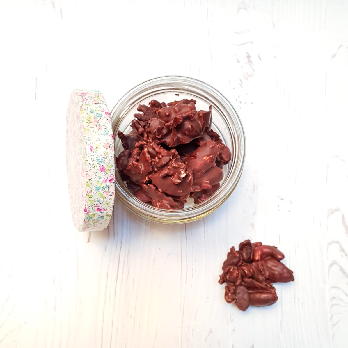 🥄 Idée recette : encas au chocolat et fruits secs